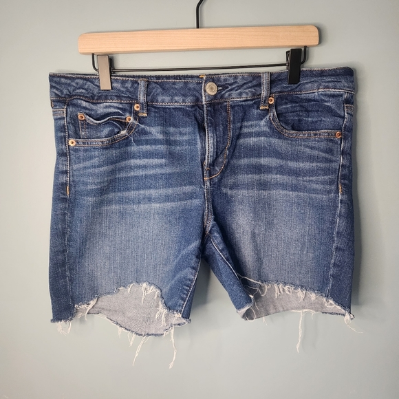 American Eagle Outfitters Pants - AEO Distressed cut off Denim shorts-size 16